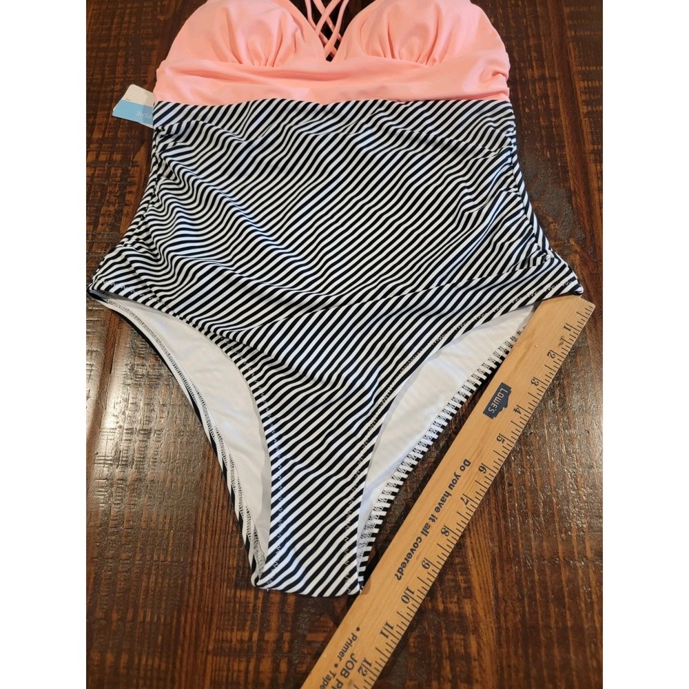 NWT Cupshe Womens One Piece Swimsuit Size Large Black,White & Bright Coral - Picture 3 of 7